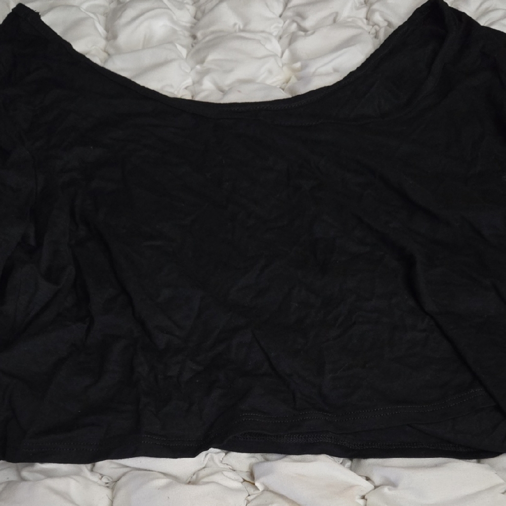 SHEIN Black Crop Top